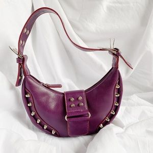 Purple purse.